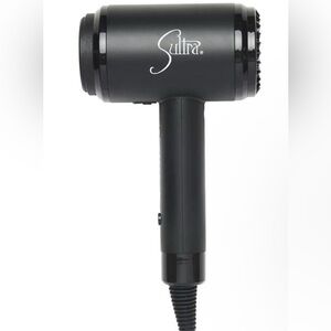 Sultra Bombshell Collection
Volumizing Hair Dryer. New In Box.